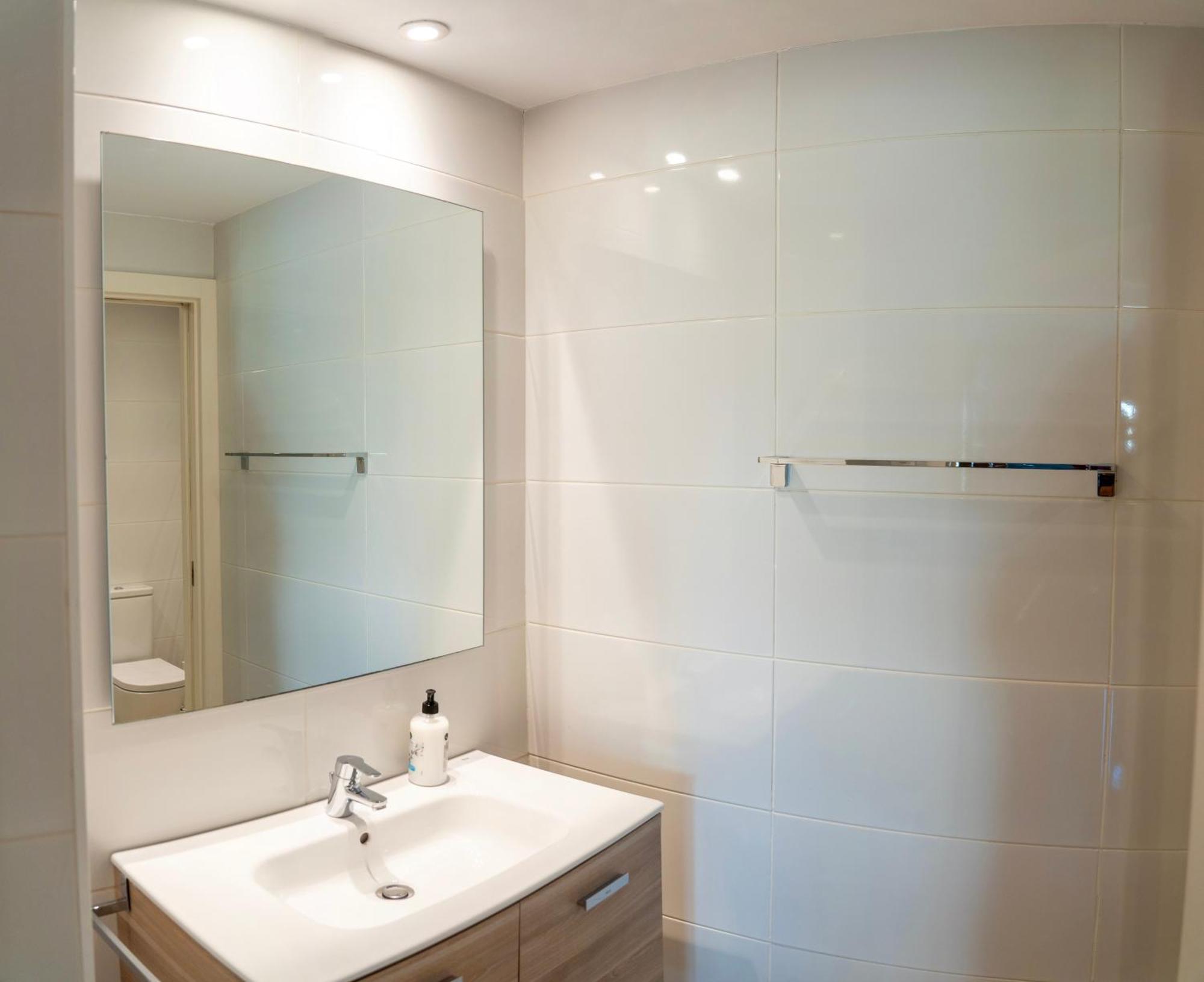 Apartaments Turístics Residencia Vila Nova Vilanova i la Geltrú Exterior foto
